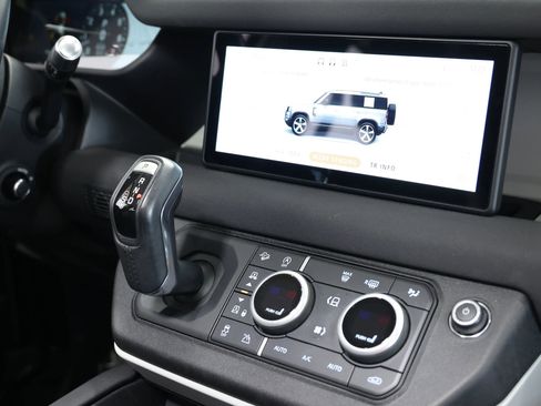 Used 2022 Land Rover Defender 110 SE image 83