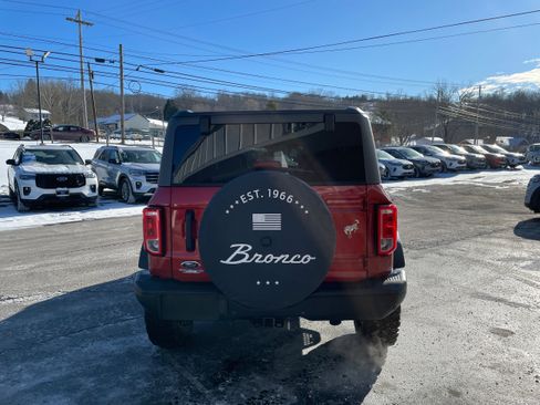Used 2024 Ford Bronco Black Diamond image 5