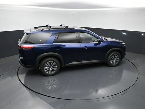Used 2026 Nissan Pathfinder SL FWD image 22