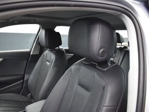Used 2017 Audi A4 2.0T Premium image 13