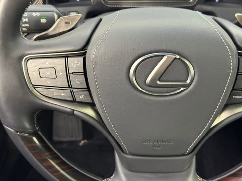 Used 2018 Lexus LS 500 AWD image 24