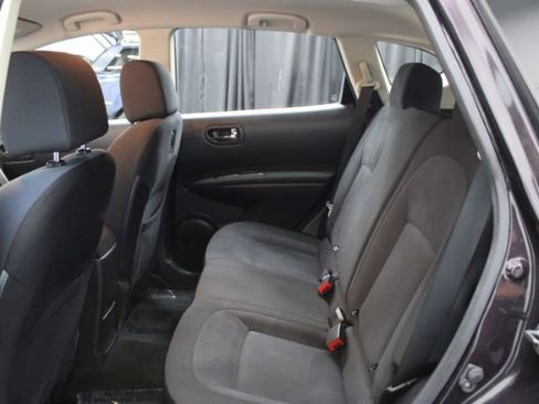 Used 2014 Nissan Rogue S w/ Convenience Package image 18