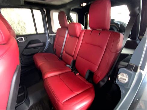 Used 2024 Jeep Wrangler Unlimited Rubicon 392 image 20