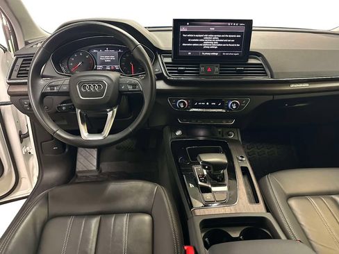 Used 2023 Audi Q5 2.0T Premium w/ Convenience Package AWD/4WD image 14