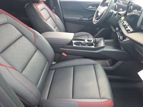 New 2026 Chevrolet Equinox RS w/ LPO, Floor Liner Package FWD image 24