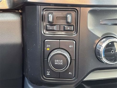 New 2026 Ford F250 Lariat w/ Chrome Package image 29