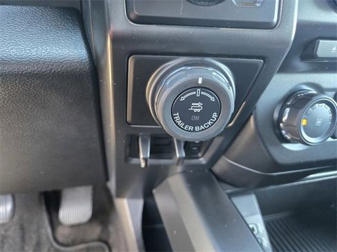 Used 2018 Ford F150 XLT w/ Equipment Group 302A Luxury image 20