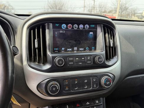 Used 2018 Chevrolet Colorado LT w/ LT Convenience Package image 20