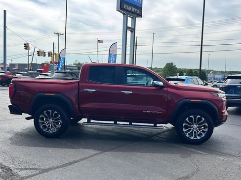 Used 2023 GMC Canyon Denali AWD/4WD image 7