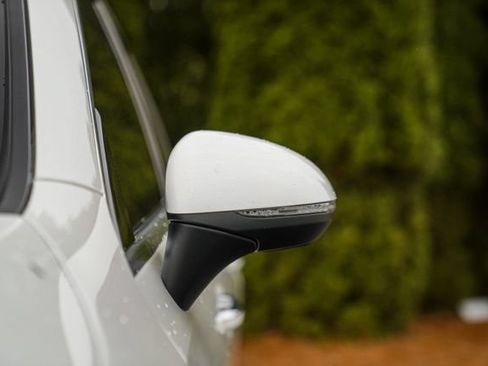 Used 2023 Mercedes-Benz GLC 300 image 22