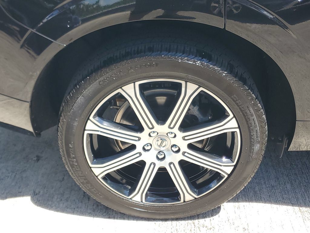 Used 2021 Volvo XC60 T6 Inscription w/ Advanced Package AWD/4WD image 7