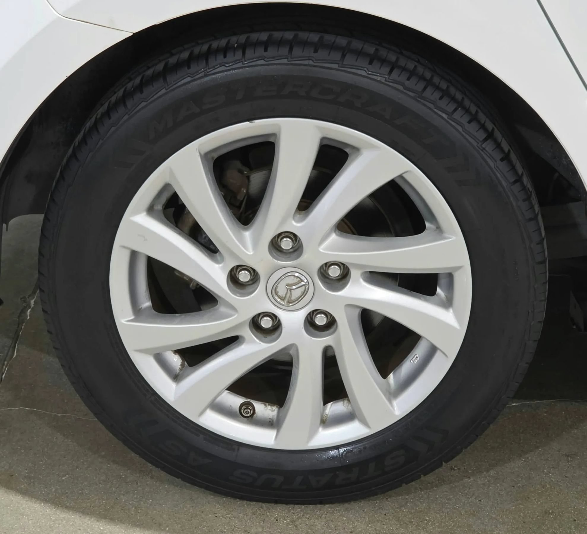 Used 2012 MAZDA MAZDA3 i Grand Touring w/ Tech Pkg FWD image 28
