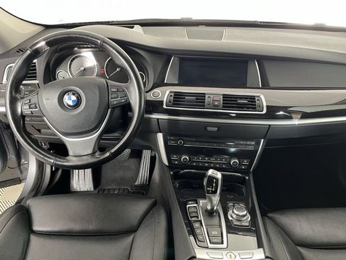 Used 2011 BMW 550i Gran Turismo xDrive image 13