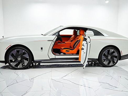 Used 2026 Rolls-Royce Spectre AWD/4WD image 6