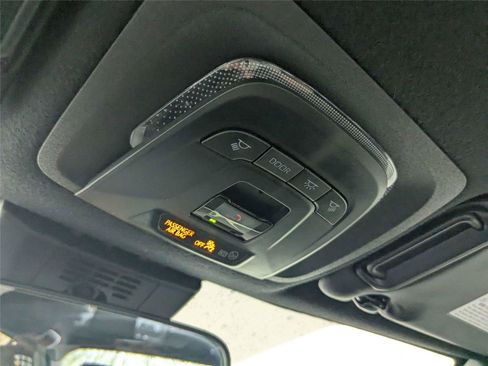 Used 2023 Toyota Corolla SE FWD image 40