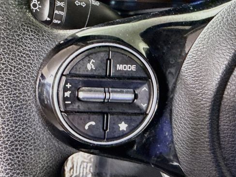 Used 2023 Kia Soul S FWD image 14