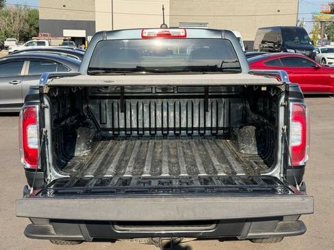 Used 2015 GMC Canyon SLE w/ All-Terrain Package AWD/4WD image 17