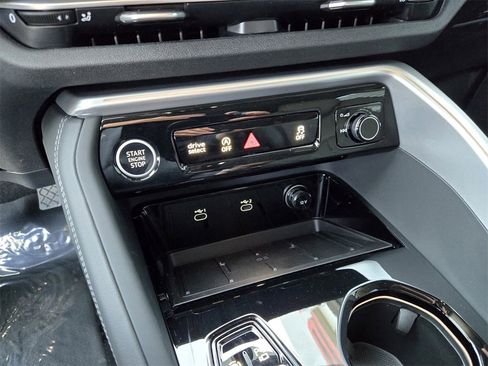 New 2025 Audi Q5 2.0T Premium Plus image 23