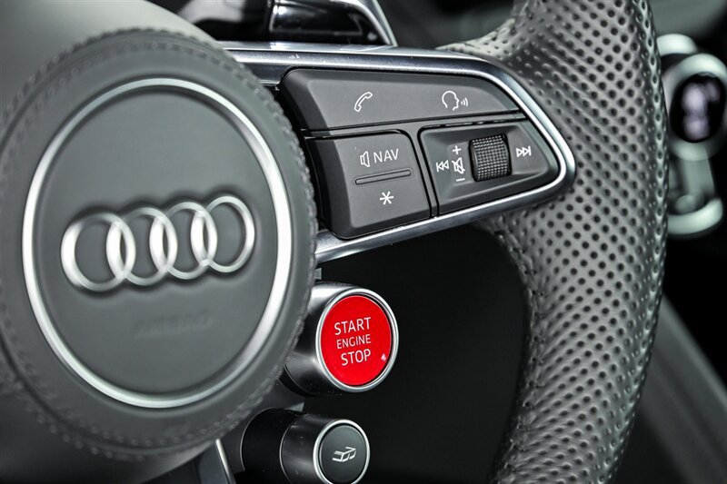 Used 2017 Audi R8 V10 plus AWD/4WD image 24