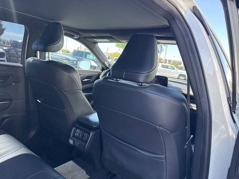 Used 2023 Toyota Crown AWD/4WD image 19