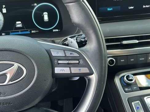 Used 2025 Hyundai Palisade Calligraphy AWD/4WD image 18