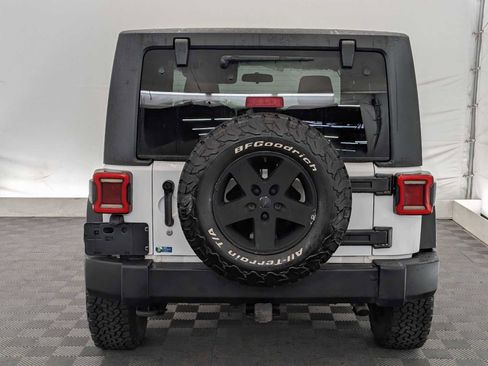 Used 2013 Jeep Wrangler Sport image 5