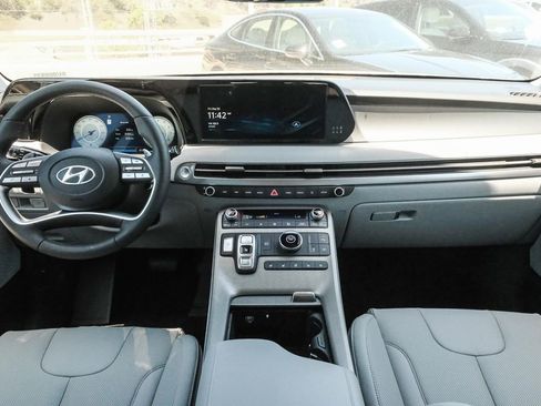 Used 2025 Hyundai Palisade SEL image 14