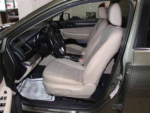 Used 2016 Subaru Outback 2.5i Limited w/ Popular Package #4 image 27