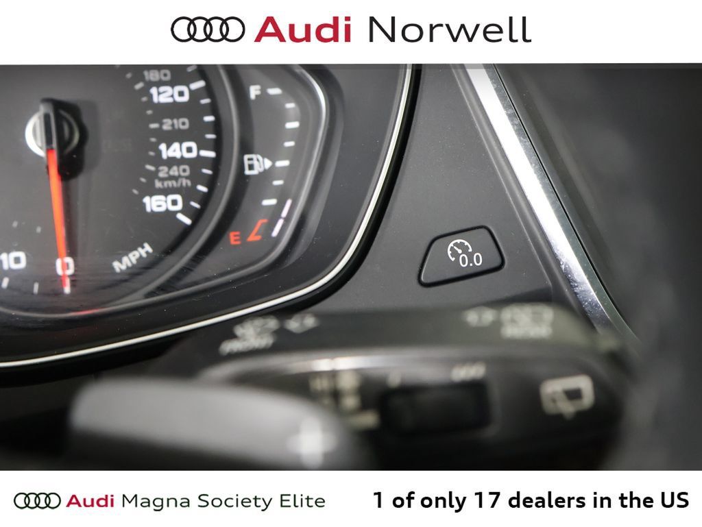 Used 2020 Audi Q5 2.0T Premium w/ Convenience Package AWD/4WD image 32