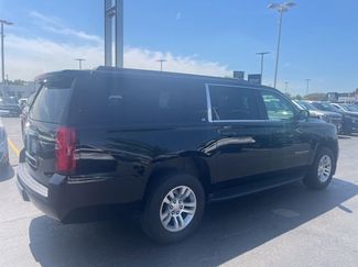 Used 2019 Chevrolet Suburban LT w/ Luxury Package AWD/4WD video 2