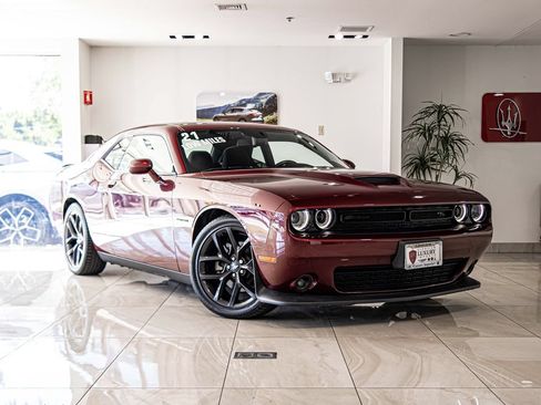 Used 2021 Dodge Challenger R/T w/ Blacktop Package RWD image 5