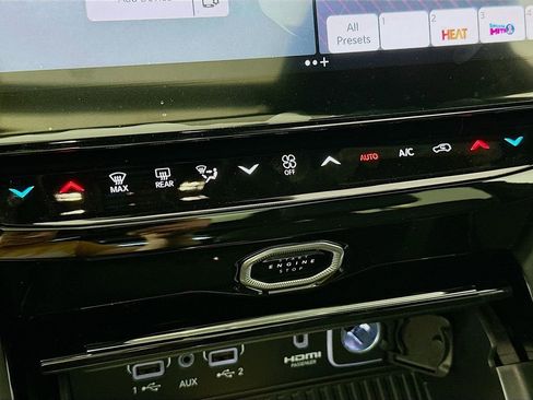New 2026 Jeep Grand Cherokee Summit AWD/4WD image 16