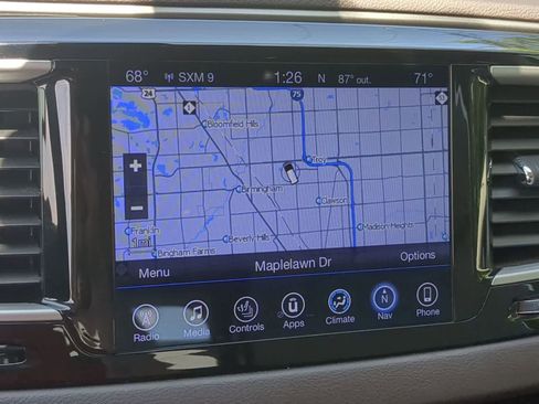 Used 2017 Chrysler Pacifica Touring-L w/ Tire & Wheel Group FWD image 28
