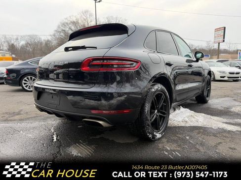 Used 2017 Porsche Macan image 12