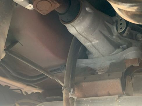 Used 2005 Chevrolet SSR w/ Preferred Equipment Group image 12