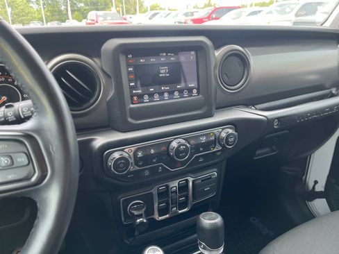 Used 2023 Jeep Wrangler Unlimited Sport AWD/4WD image 20