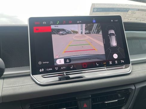 New 2026 Volkswagen Tiguan SE R-Line image 14