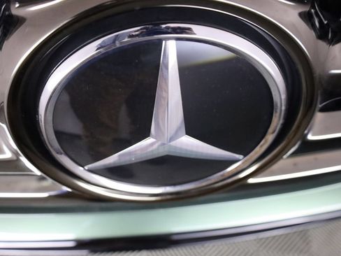 Used 2026 Mercedes-Benz GLS 580 4MATIC image 91