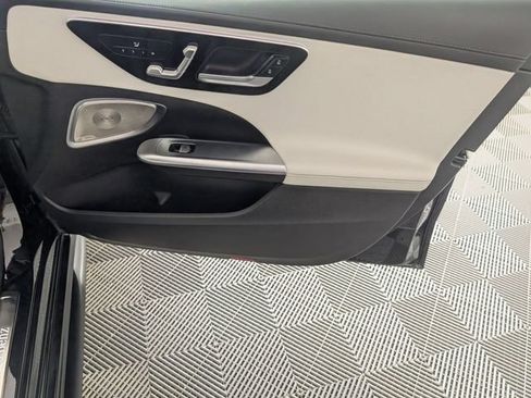 Used 2022 Mercedes-Benz C 300 Sedan image 30