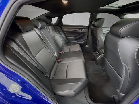 Used 2021 Honda Accord Sport image 30