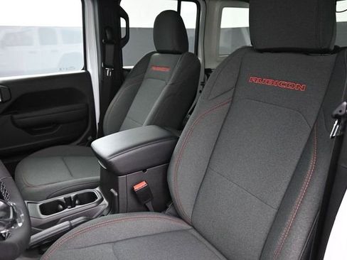 New 2026 Jeep Wrangler Unlimited Rubicon w/ Xtreme 35 Tire Package AWD/4WD image 13