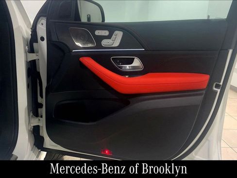 Used 2026 Mercedes-Benz GLE 53 AMG 4MATIC image 23