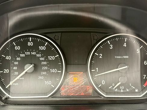 Used 2011 BMW 128i Convertible RWD image 22