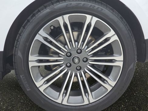 Certified 2023 Land Rover Range Rover SE image 35