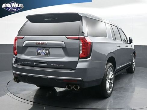 Used 2022 GMC Yukon XL Denali image 7