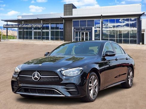 Used 2023 Mercedes-Benz E 350 4MATIC Sedan image 3