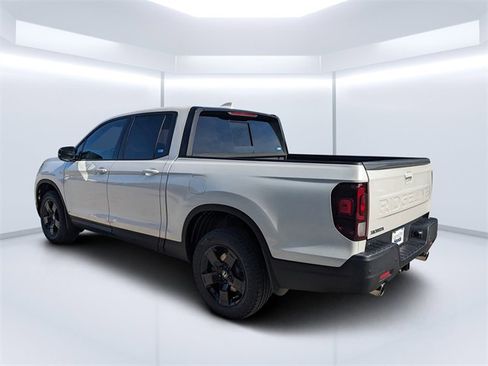New 2026 Honda Ridgeline Black Edition image 5