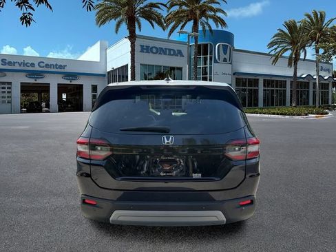 Used 2024 Honda Pilot EX-L image 7