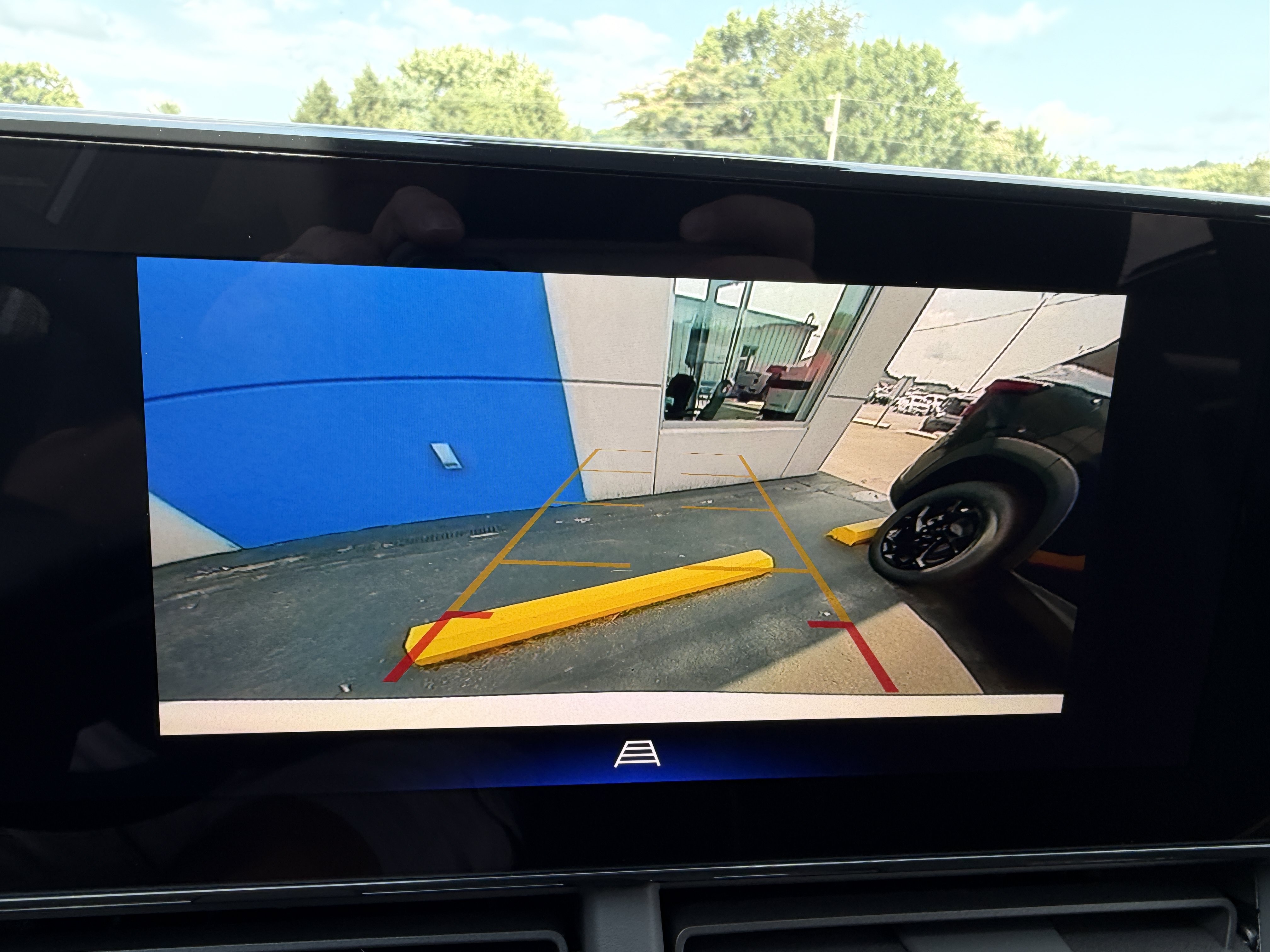 New 2026 Chevrolet Trax LT w/ Driver Confidence Package FWD image 15