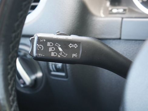 Used 2017 Volkswagen Tiguan Wolfsburg Edition FWD image 17